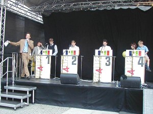 Moderation BKK Bahn Quizz mit Passanten